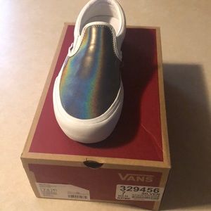 NWT Slip on pro Vans iridescent